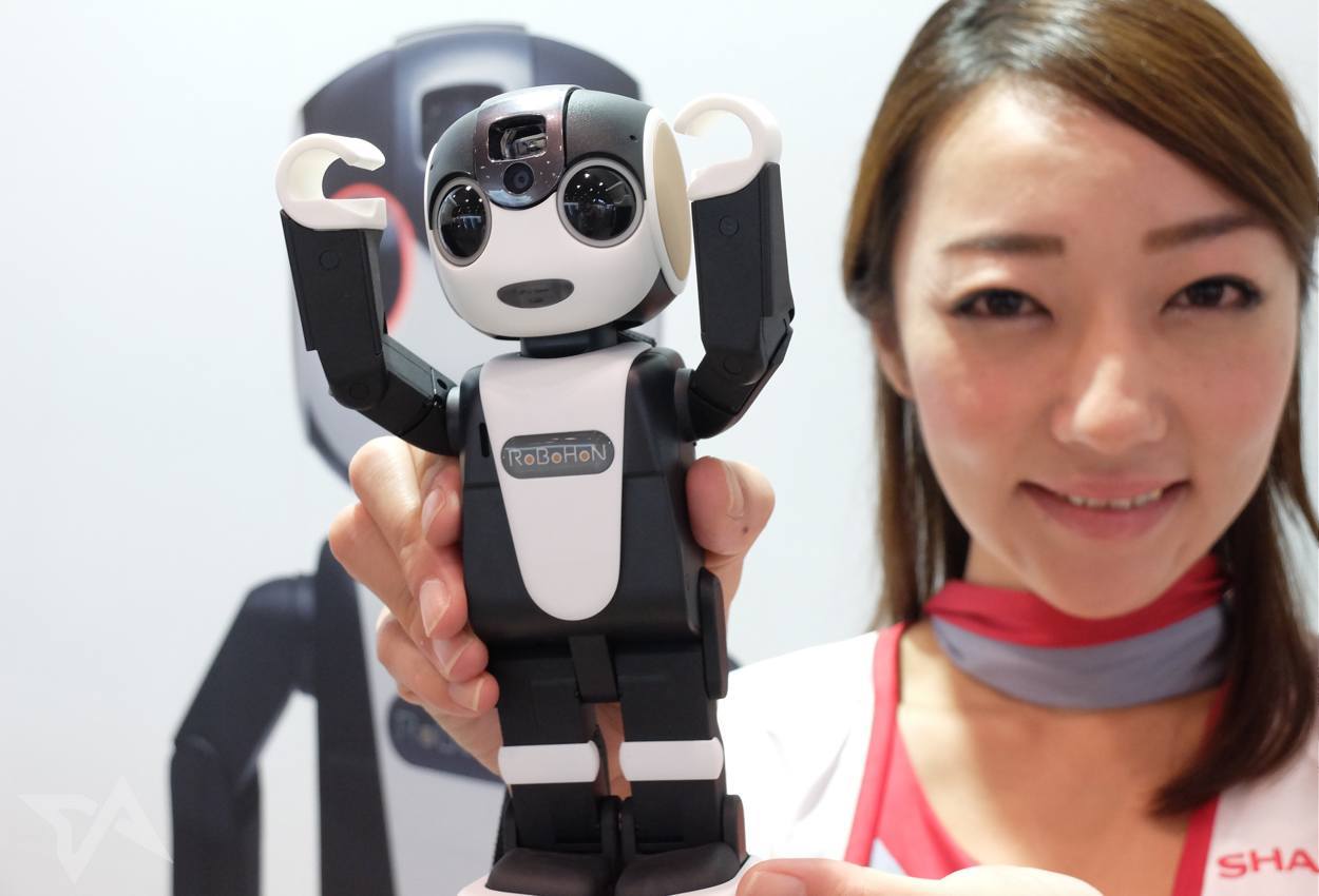 Sharp Resmi Jual Smartphone Robot, RoBoHon 10 Robohon model