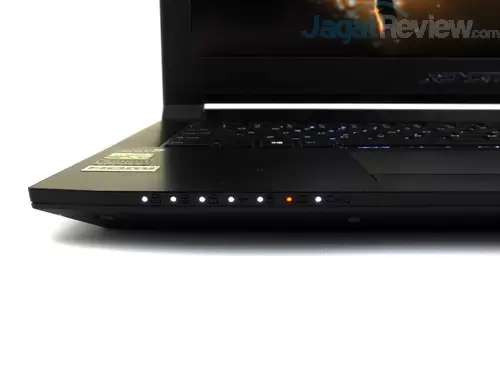 Review Notebook Gaming: Xenom Pegasus PS15S 11 Xenom Pegasus PS15S Indicator Lamps