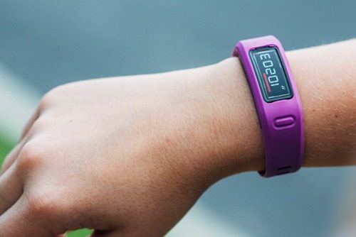 SmartWatch Android Wear di Indonesia 2 garmin-vivofit