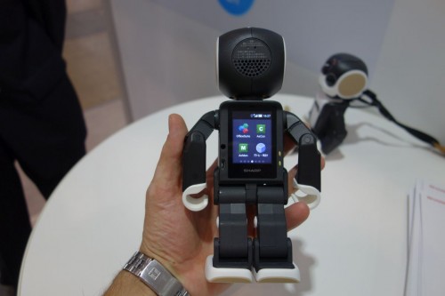Sharp Resmi Jual Smartphone Robot, RoBoHon 2 sharp-robohon
