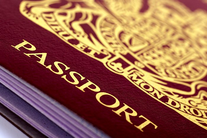 Inggris Akan Gunakan Paspor Berbasis Smartphone 10 smartphone based passports