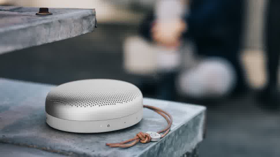 Bang and Olufsen Luncurkan Speaker Mini 17 xxl BeoplayA1 Hero 970 80