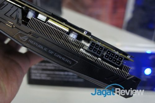 Berkenalan dengan VGA Asus ROG Strix GTX 1080 2 SONY DSC