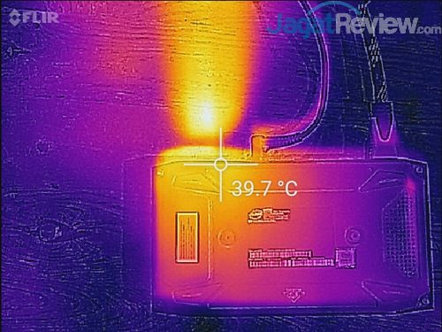 Review Mini PC Desktop: Intel NUC NUC6i7KYK  Intel NUC6i7KYK Flir Bottom View