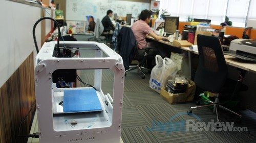 Mengunjungi Thermaltake Headquarter di Taipei! 24 3D Printer digunakan oleh para desainer Thermaltake untuk membuat purwarupa produk baru