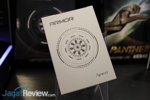 Apacer Room Raid - 02 - SSD Apacer Armor