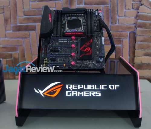 Asus Tampilkan Jajaran Motherboard X99 Baru 12 SONY DSC