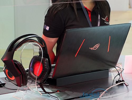 Computex 2016 - ASUS ROG STRIX GL502_702