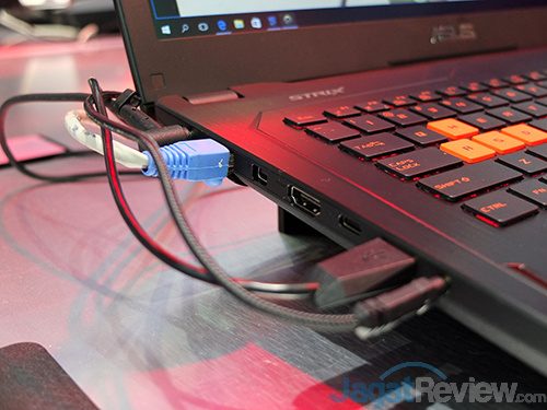 Computex 2016 - ASUS ROG STRIX GL702VT 02