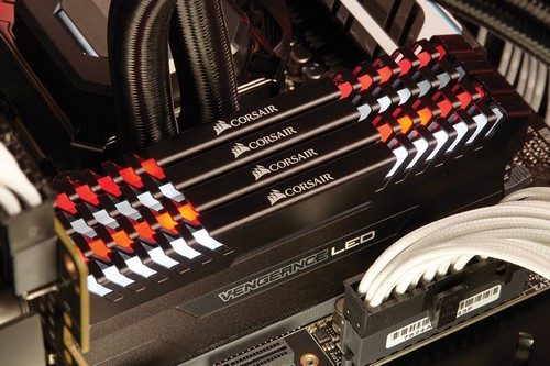 Corsair Perkenalkan RAM Vengeance LED 2 Corsair Vengeance LED
