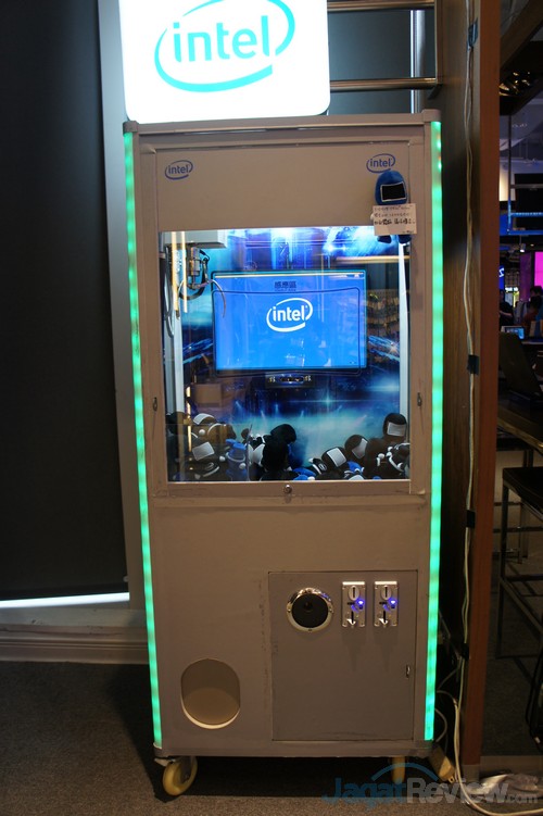 Computex 2016: Intel eXperience Zone 3 SONY DSC