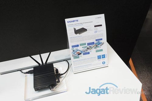 Gigabyte Perkenalkan IoT Gateway Di Computex 2016 1 EL-20-3700-32GB_2
