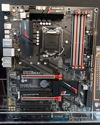 Gigabyte Motherboard B150 dengan Dukungan Thunderbolt 12 GA B150 GAMING TH