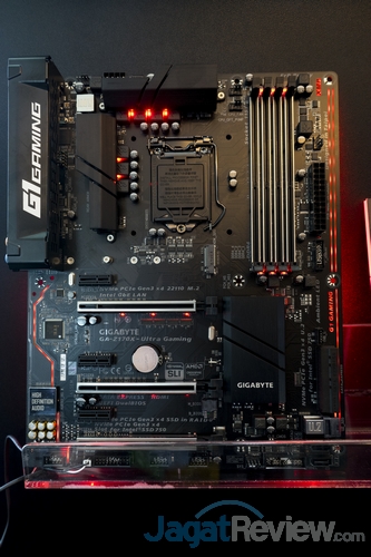 Gigabyte Hadirkan Motherboard Z170 Baru Untuk Seri Ultra Gaming 1 GA-Z170X-UltraGaming-Board