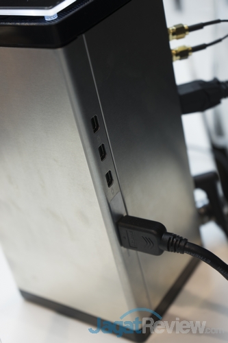 Perkenalkan Seri BRIX Gaming baru, Gigabyte Tantang Konsol? 6 GB-BNi7HG4-950_SideIO