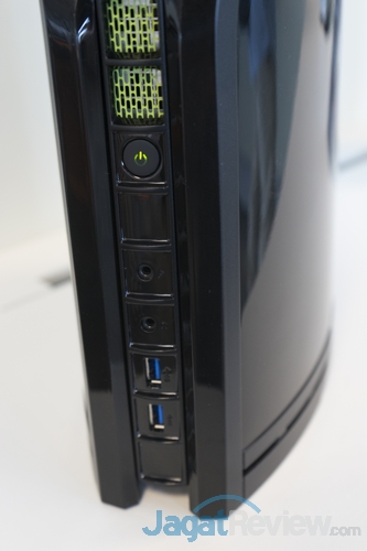 Perkenalkan Seri BRIX Gaming baru, Gigabyte Tantang Konsol? 2 GB-XD7B0_Front_IO