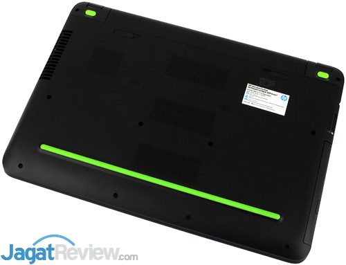 Review Notebook Gaming: HP Pavilion Gaming 15-ak035tx 23 HP Pavilion Gaming 15-ak035tx Bottom Side