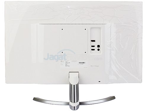 Hands-On Review Monitor: LG 27UD68-W 7 LG 27UD68 Rear Side