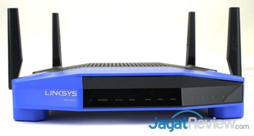Hands-On Review Router Linksys WRT1900AC 2 Linksys WRT1900AC - 16