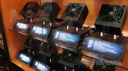 Computex 2016 Booth Raid: Cougar 4 Selain periferal gaming, Cougar juga memajang jajaran power supply untuk keperluan gaming