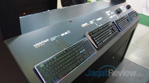 Computex 2016 Booth Raid: Cougar 8 Selain Vantar dan Ultimus, Cougar memperlihatkan keyboard baru seperti AttackX3 RGB
