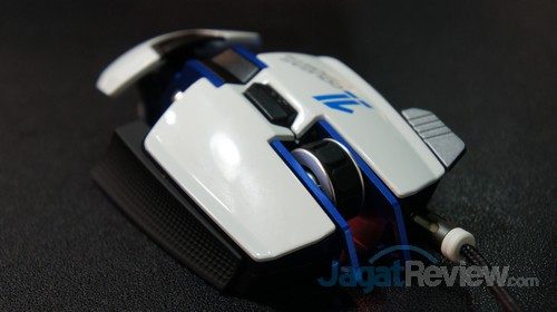 Computex 2016 Booth Raid: Cougar 13 Cougar 700M tersedia dalam 4 pilihan corak warna