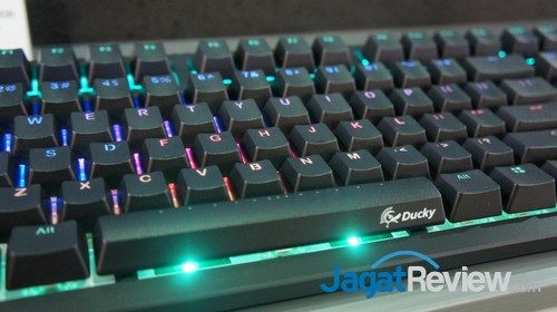 Computex 2016 Booth Raid: Ducky 3 Penggunaan switch Cherry MX yang terpercaya ditemani oleh iluminasi yang cantik