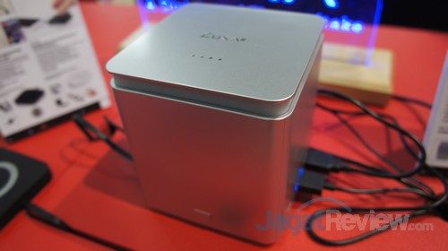 P-MEGA adalah powerbank dengan kapasitas 41600mAh dan mampu mengisi hingga 6 smartphone bersamaan