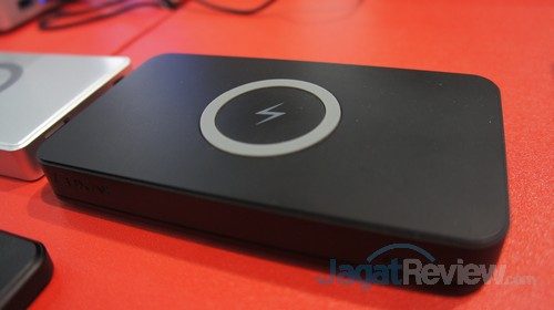 TX-P2, Wireless Charging Station plus powerbank dengan kapasitas 10000mAh