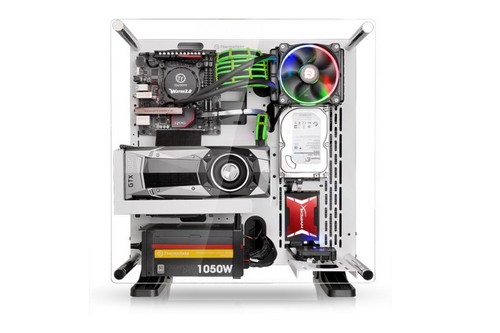 ThermalTake Hadirkan Casing Core P3 7 Thermaltake Core P3 Snow Edition ATX Wall Mount Chassis