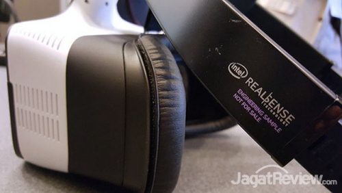 Intel Umumkan “Kacamata VR”: Project Alloy 3 20160816_123957