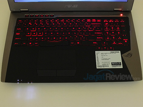 Review Notebook Gaming: ASUS ROG GX700 17 ASUS ROG GX700 Keyboard Backlit 01