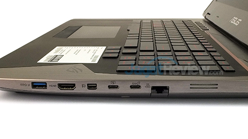 Review Notebook Gaming: ASUS ROG GX700 11 ASUS ROG GX700 Right Side