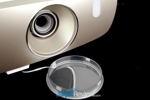 Hands-On Review Proyektor BenQ W2000 2 BenQ W2000 - 02