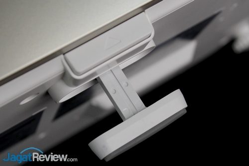 Hands-On Review Proyektor BenQ W2000 2 BenQ W2000 - 09