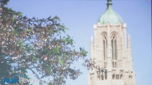 Hands-On Review Proyektor BenQ W2000 19 BenQ W2000 - Bright Room - Video