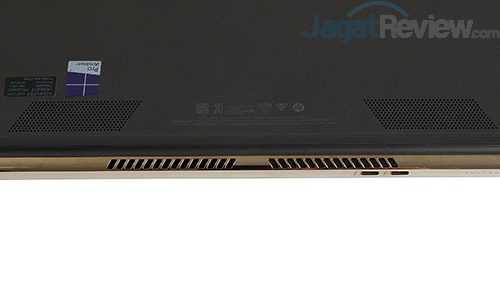 Review HP Spectre 13-v022TU: Tertipis dan Kencang 26 HP Spectre 13-v022TU Air Ventilation
