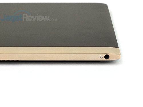 Review HP Spectre 13-v022TU: Tertipis dan Kencang 11 HP Spectre 13-v022TU Headphone Microphone Combo Jack