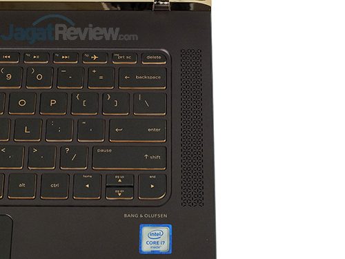 Review HP Spectre 13-v022TU: Tertipis dan Kencang 16 HP Spectre 13-v022TU Right Speaker