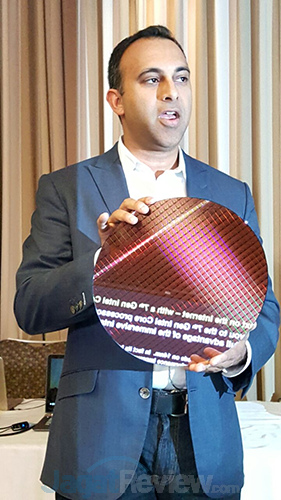 Intel Resmikan Prosesor Core i 7th Generation  Wafer silicone prosesor Intel Core i 7th Generation