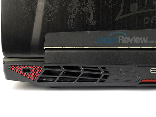 MSI GT72S 6QE Left Vent