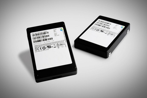 Samsung SSD SAS 32 TB