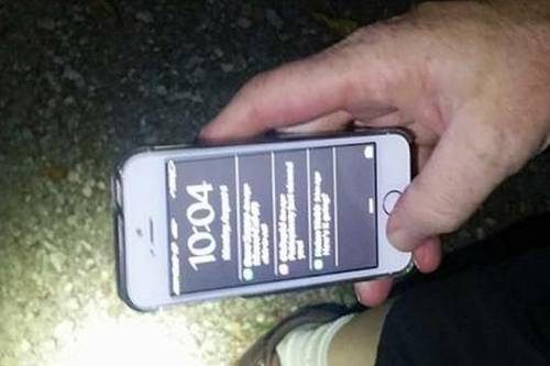 Jatuh dari Pesawat, iPhone 5s Selamat 1 Jatuh dari Pesawat, iPhone 5s Selamat