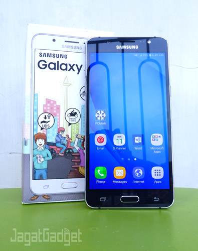 Review Samsung Galaxy J5: Low-End Samsung Jagokan Layar AMOLED 1 Review Samsung Galaxy J5: Low-End Samsung Jagokan Layar AMOLED