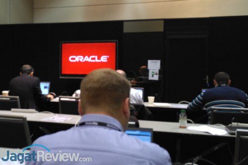 Oracle: ASEAN Canggih, Tapi Masih Tradisional 1 oracle-open-world-2016-19
