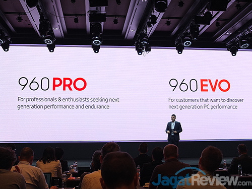 Lebih Dekat dengan Teknologi Samsung SSD 960 PRO dan 960 EVO 2 samsung-ssd-global-summit-2016-02