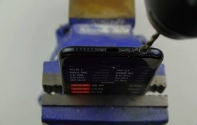 Termakan Hoax, Pengguna “Nge-bor” iPhone 7! 1 Termakan Hoax, Pengguna “Nge-bor” iPhone 7!