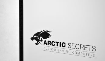 Arctic Secrets Ubah Side Panel Casing dengan Panel LCD 1 artic-secrets