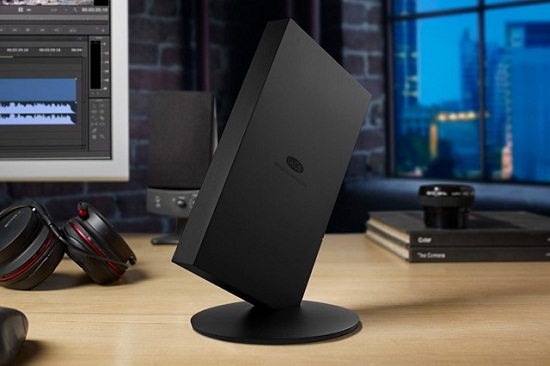 LaCie Luncurkan Storage External Khusus untuk MacBook Pro 1 Bolt3 01