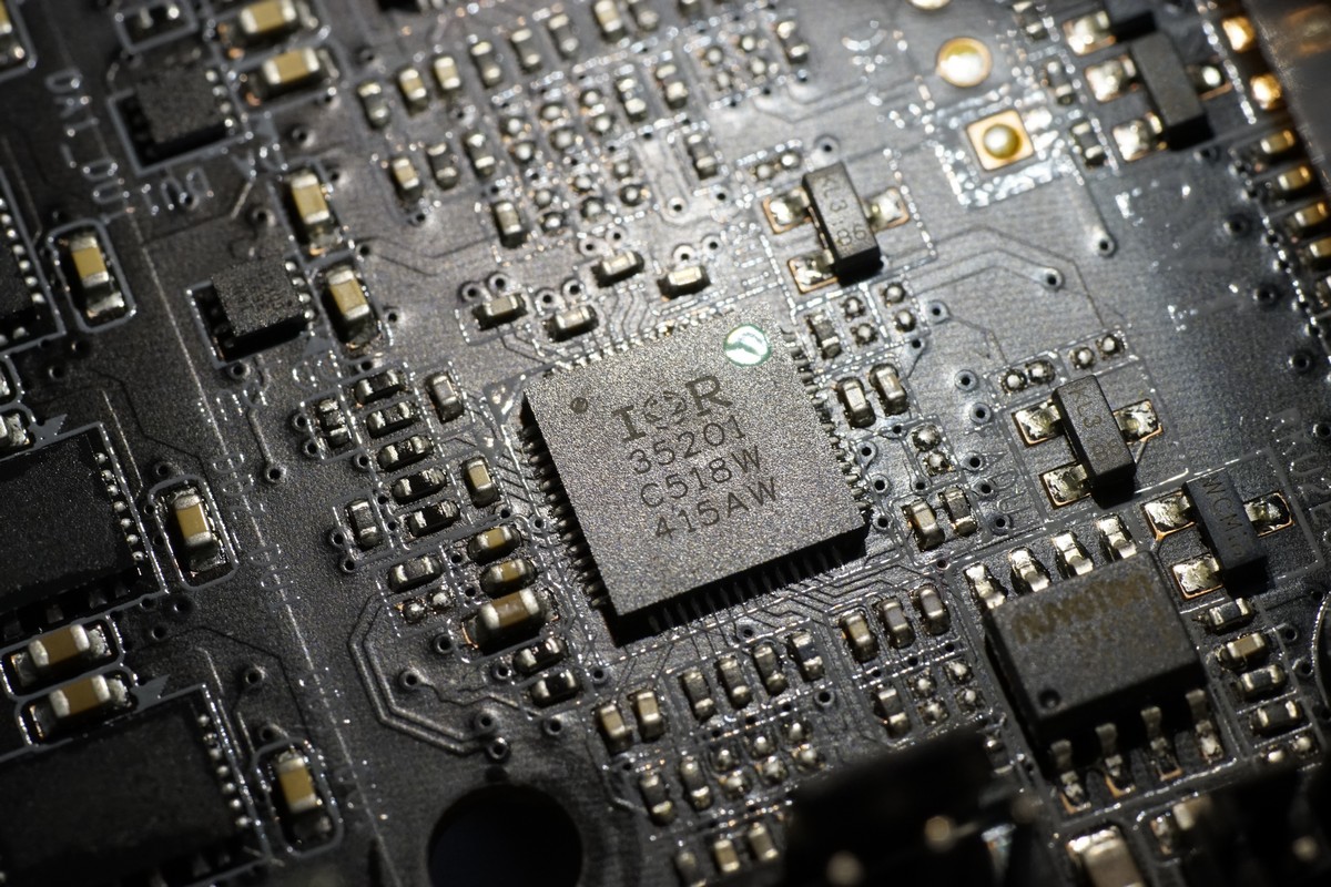 Begini Caranya Memilih Motherboard OC yang Kencang & Berdaya Tahan Tinggi 6 gigabyte-z170x-soc-force-vrm3